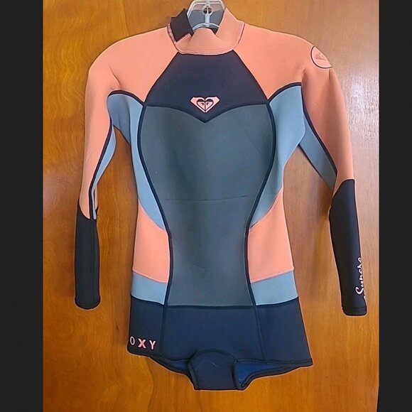 Roxy Wetsuit - RN 114199 - Picture 1 of 15